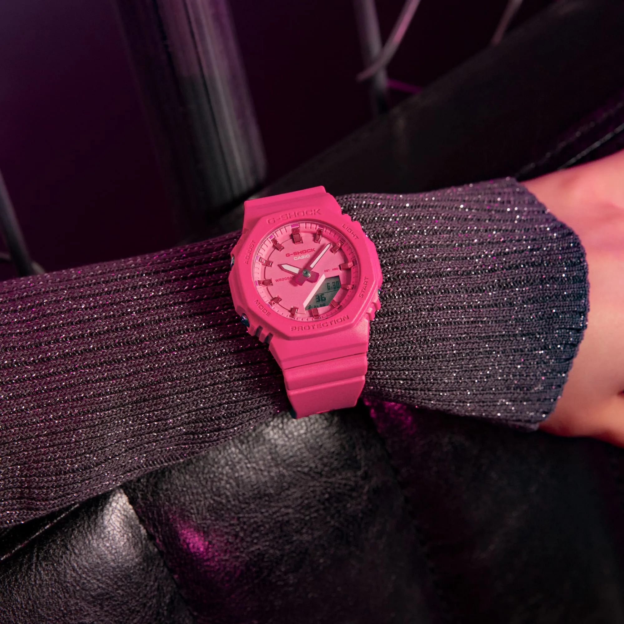 foto de reloj de mujer gshock modelo GMA-P2100PP